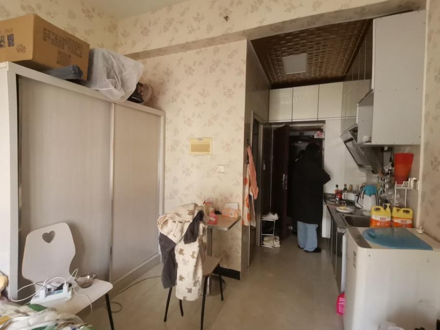 成都市龙泉驿区大面镇大面街办青台山路99号24栋8层809号房屋
