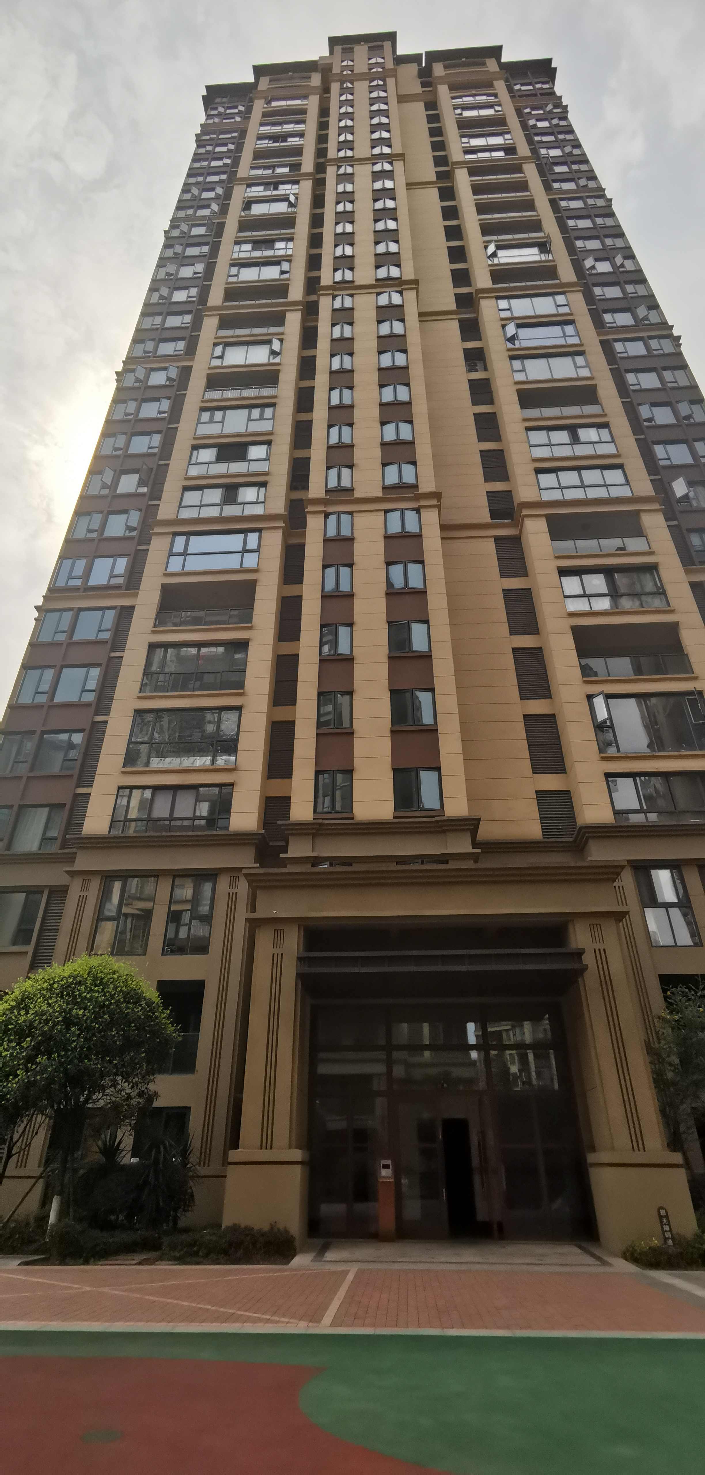 成都市青白江区华金大道二段699号3栋1单元23层2302号房屋