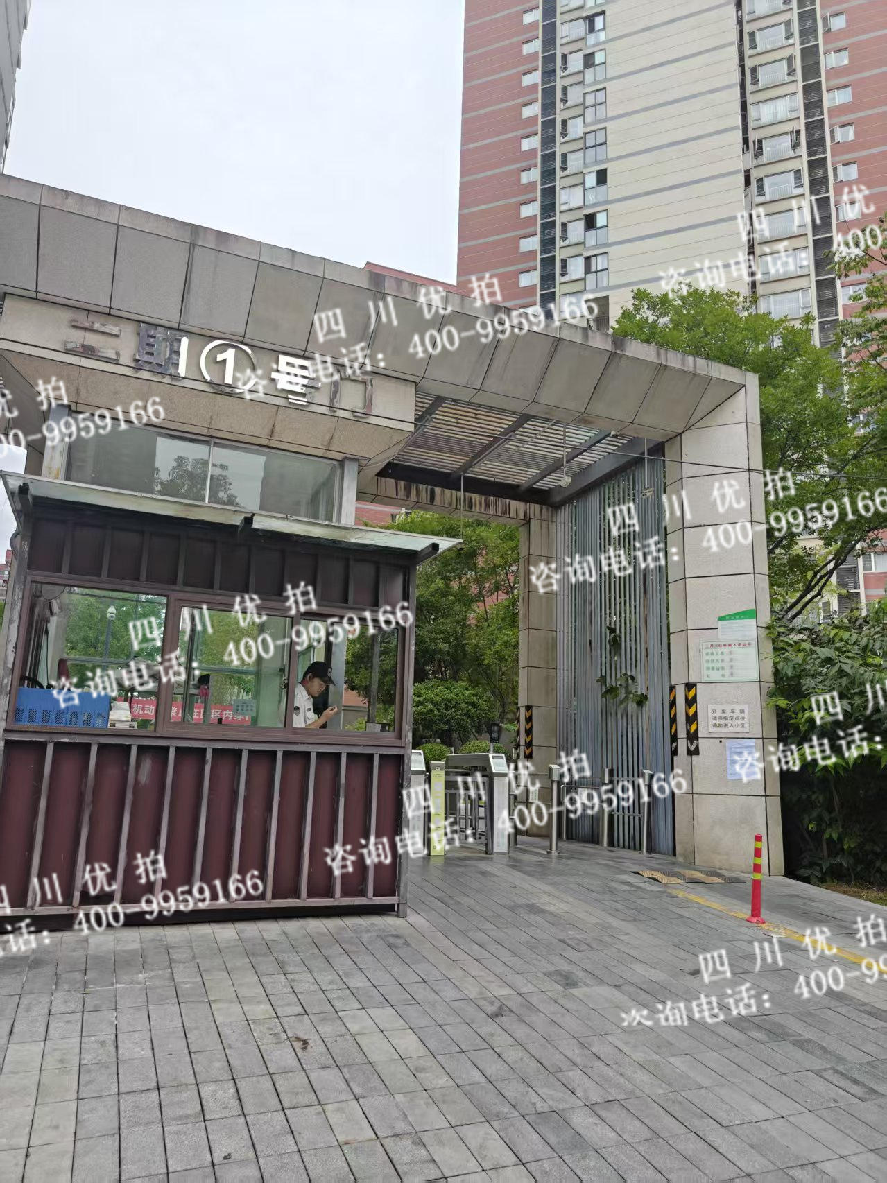 南充市高坪区人民法院 拍卖标的情况调查表 拍品名称	四川省南充市高坪区高都路三段6号金润华府二区7号楼1单元26层6号房屋 权利来源	（2026）川1303执1003号 拍品所有人	被执行人 标的物现状	不动产权证号	川（2024）南充市不动产权第0129379号 	规划用途	住宅 	共有情况	个人所有 	土地权利性质	/ 	土地使用期限截止日期	/ 	户型	以实地勘验为准 	总楼层/所在层	28