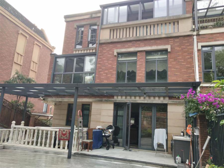 成都市新都区三河叠秀路108号1栋4单元-1-3楼4号房屋