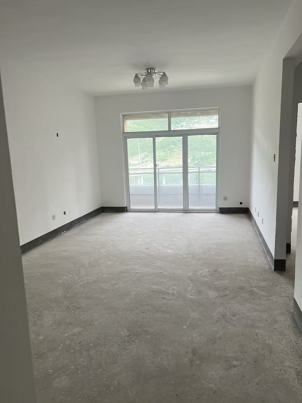 广元市利州区工农镇瓷窑铺社区二组工农棚户区一期A14幢1-14-3号住宅