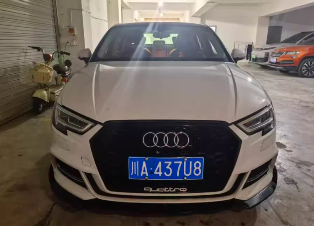 车牌号为川A437U8汽车一辆